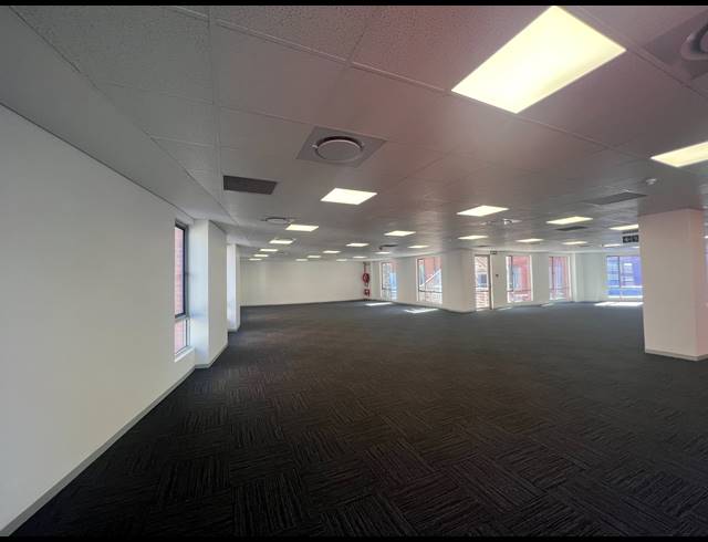 571M² OFFICE TO LET IN MELROSE ARCH